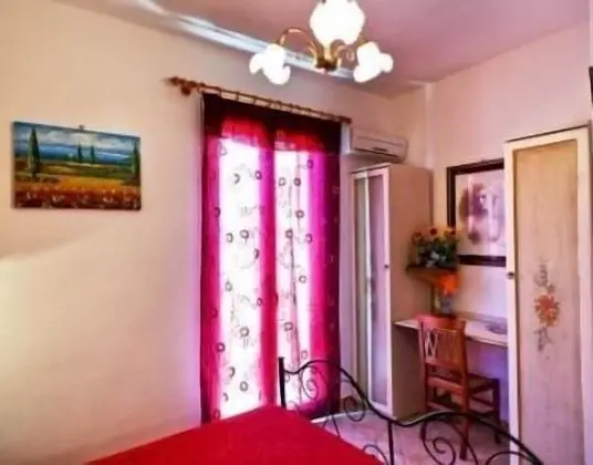 Standard Büyük Yataklı Tek Kişilik Oda