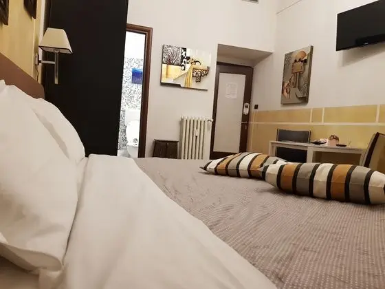 Tek Büyük veya İki Ayrı Yataklı Oda, Banyolu/Duşlu