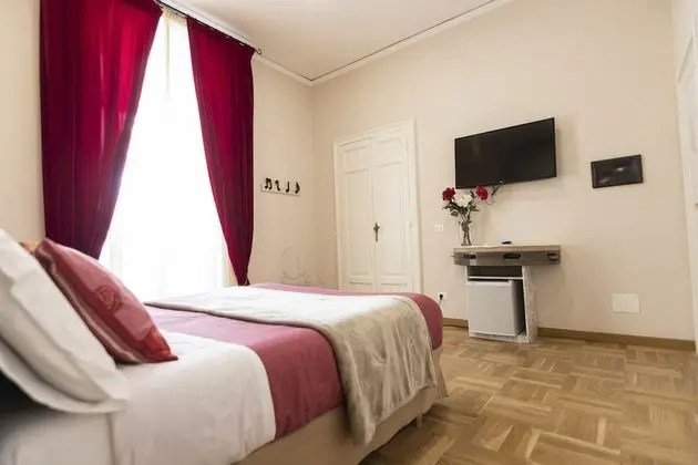 Superior Tek Büyük Yataklı Oda, Şehir Manzaralı