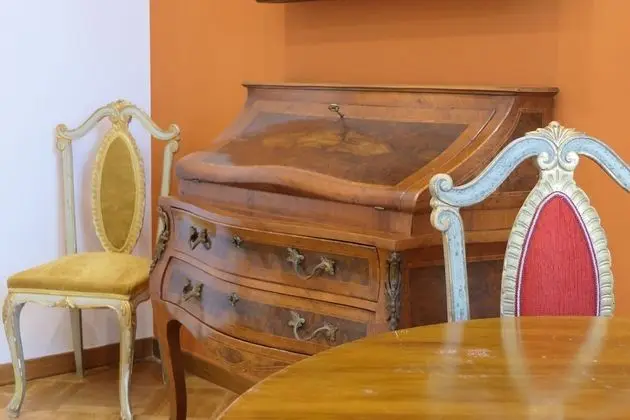 Comfort Tek Büyük Yataklı Oda, 1 Büyük (Queen) Boy Yatak ve Çekyat, Sigara İçilmez