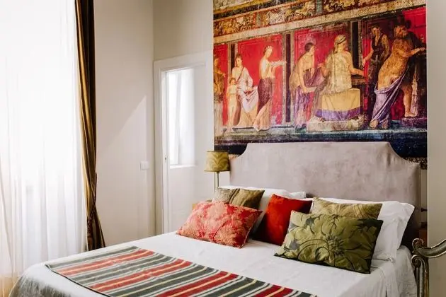 Design Tek Büyük Yataklı Oda, 1 Büyük (Queen) Boy Yatak, Sigara İçilmez, Avlu Manzaralı