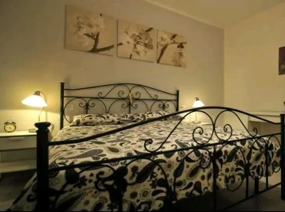 Tek Büyük Yataklı Oda