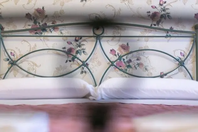 Basic Tek Büyük Yataklı Oda