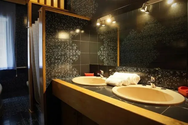 Comfort Oda (Private External Bathroom - Omar)