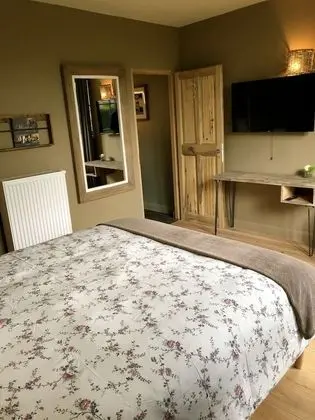 Tek Büyük Yataklı Oda, Bahçe Manzaralı