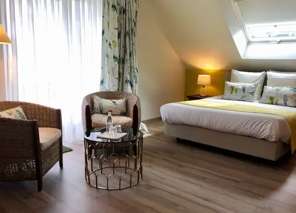 Family Süit (Coing)