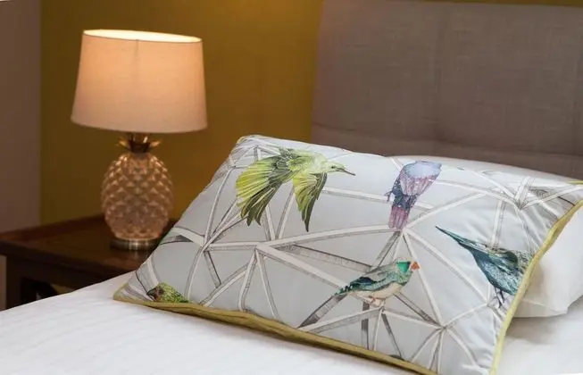 Family Süit (Coing)