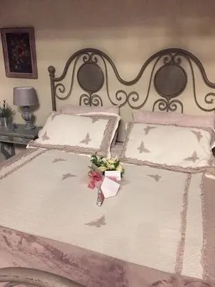 Romantic Tek Büyük Yataklı Oda