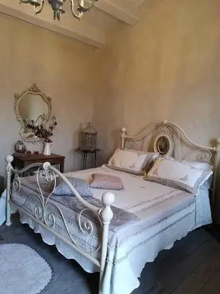 Romantic Tek Büyük Yataklı Oda