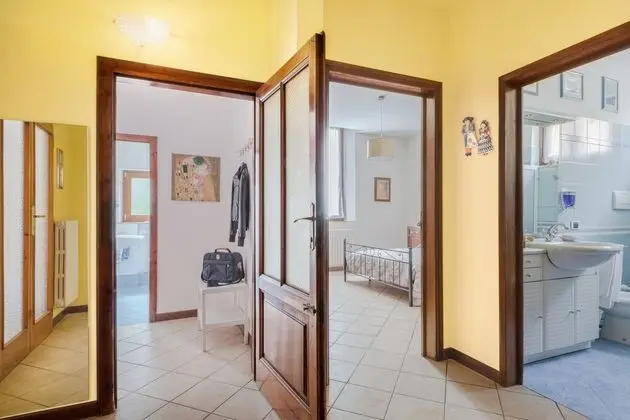 Classic Oda, 1 Büyük (Queen) Boy Yatak, Özel Banyo, Zemin Kat (External)