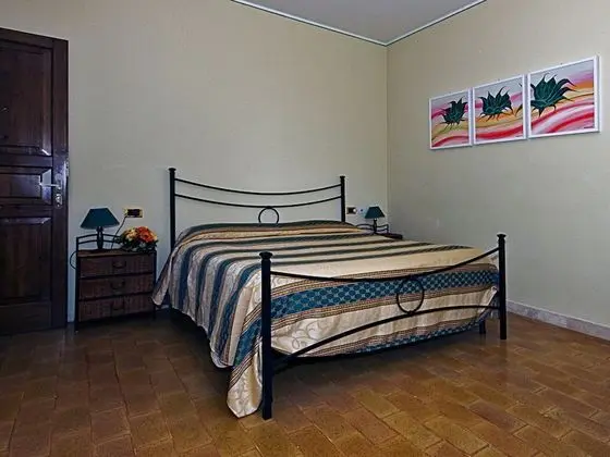 Tek Büyük Yataklı Oda