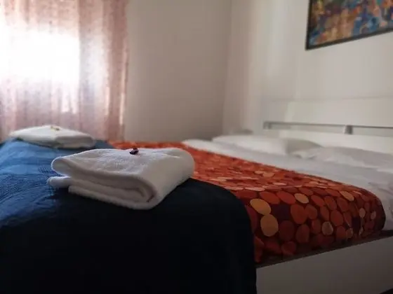 Tek Büyük Yataklı Oda, 1 Büyük (Queen) Boy Yatak, Ortak Banyo