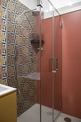 Deluxe Stüdyo, Banyolu/Duşlu