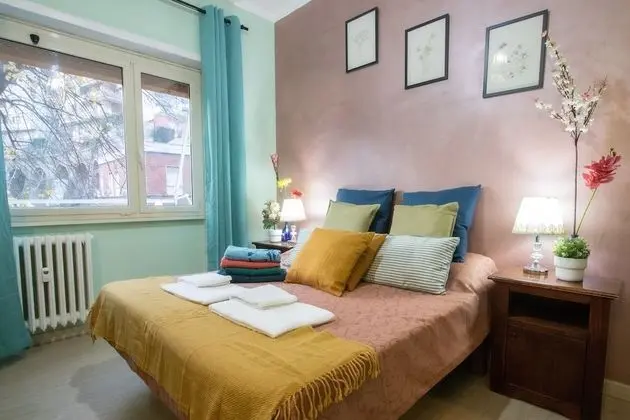 Comfort Tek Büyük veya İki Ayrı Yataklı Oda