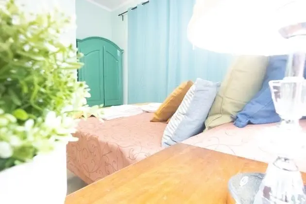 Comfort Tek Büyük veya İki Ayrı Yataklı Oda