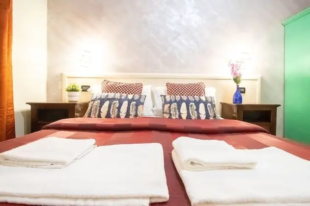 Comfort Tek Büyük veya İki Ayrı Yataklı Oda