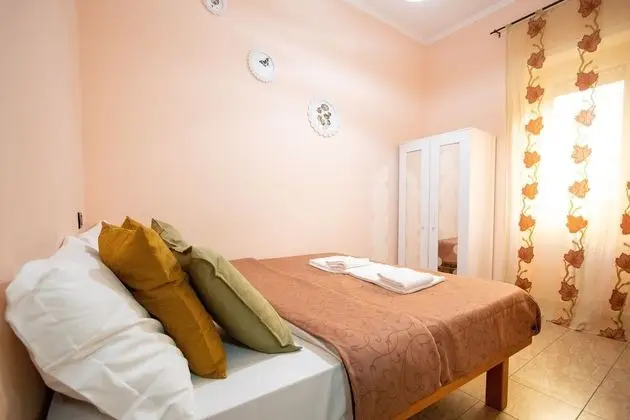 Comfort Tek Büyük veya İki Ayrı Yataklı Oda