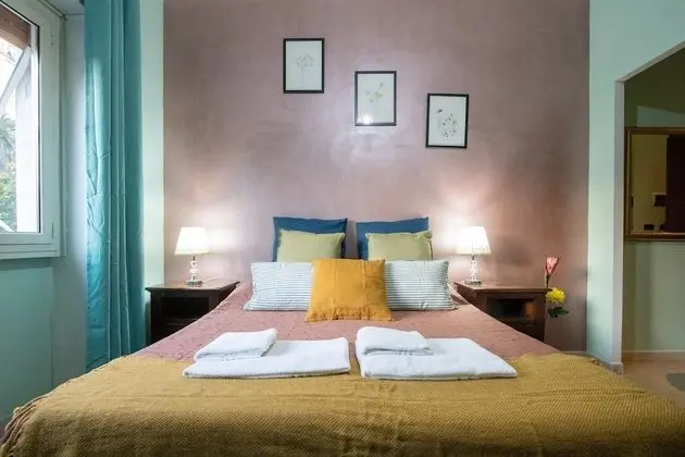 Comfort Tek Büyük veya İki Ayrı Yataklı Oda
