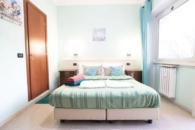 Design Tek Büyük veya İki Ayrı Yataklı Oda, Balkon