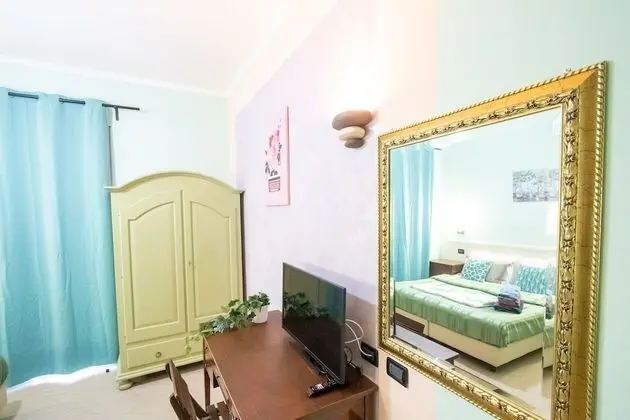 Design Tek Büyük veya İki Ayrı Yataklı Oda, Balkon