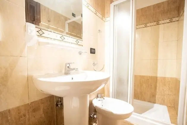 Design Tek Büyük veya İki Ayrı Yataklı Oda, Balkon
