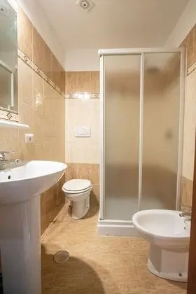 Design Tek Büyük veya İki Ayrı Yataklı Oda, Balkon