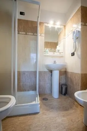 Design Tek Büyük veya İki Ayrı Yataklı Oda, Balkon