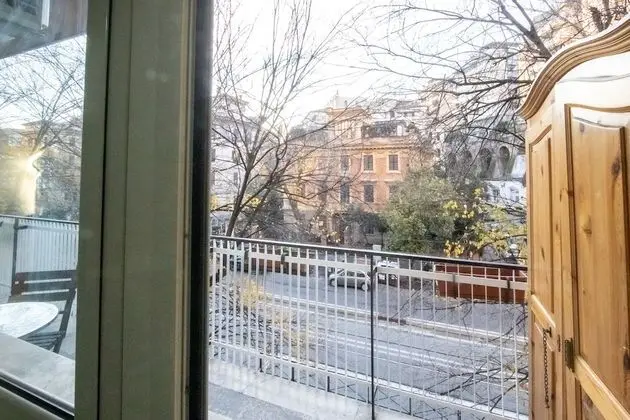Design Tek Büyük veya İki Ayrı Yataklı Oda, Balkon