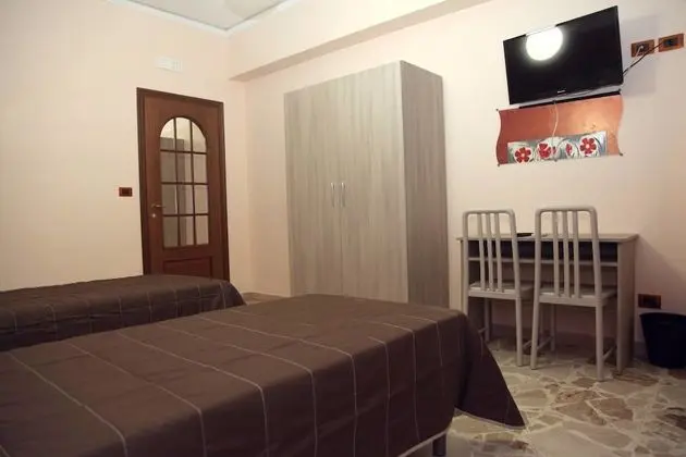 Tek Büyük veya İki Ayrı Yataklı Oda, Özel Banyo (External)