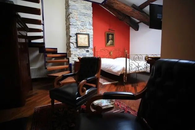 Deluxe Tek Büyük Yataklı Oda (Split Level)