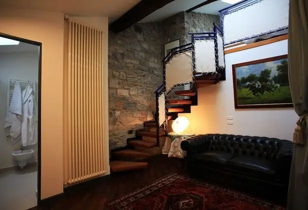 Tek Büyük Yataklı Oda (Split Level)