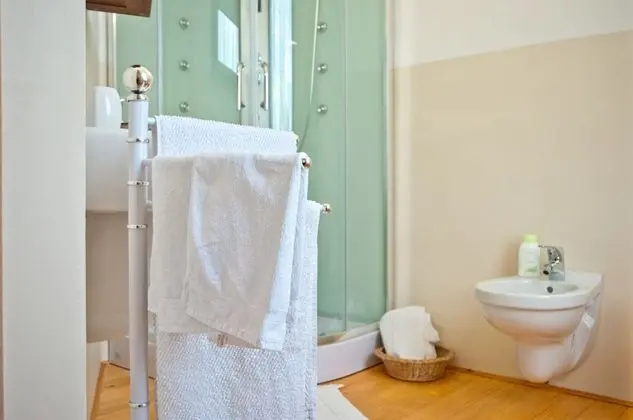 Tek Büyük Yataklı Oda, Bahçe Manzaralı