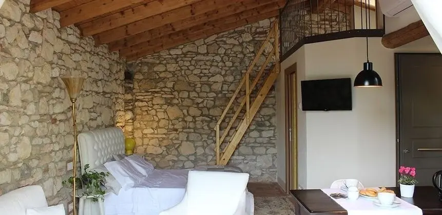 Deluxe Tek Büyük Yataklı Oda (Corvina)