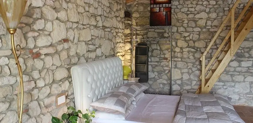 Deluxe Tek Büyük Yataklı Oda (Corvina)