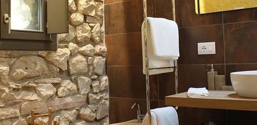 Deluxe Tek Büyük Yataklı Oda (Corvina)