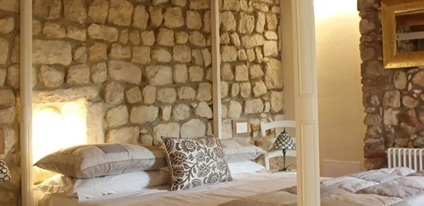 Superior Tek Büyük Yataklı Oda (Molinara)