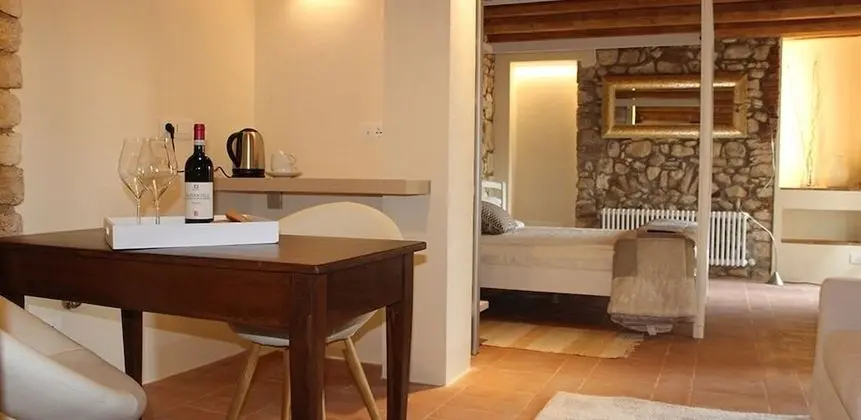 Superior Tek Büyük Yataklı Oda (Molinara)