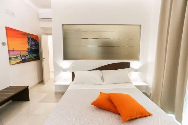 Luxury Tek Büyük Yataklı Oda, 1 En Büyük (King) Boy Yatak, Balkon, Şehir Manzaralı