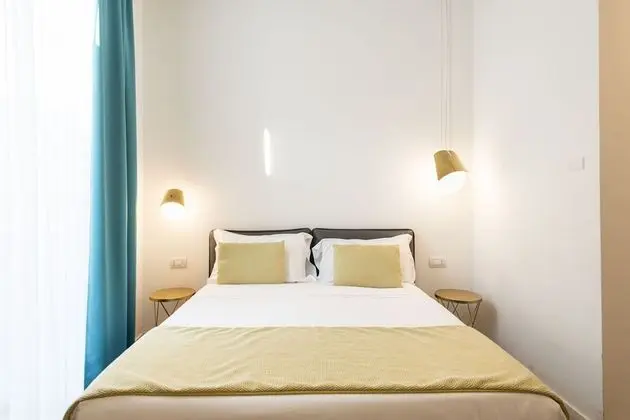 Luxury Tek Büyük Yataklı Oda