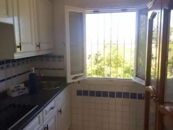 Apart Daire, 2 Yatak Odası, Balkon, Bahçe Manzaralı