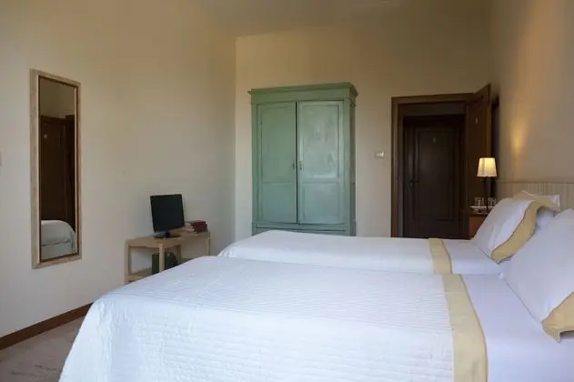 Tek Büyük veya İki Ayrı Yataklı Oda, Şehir Manzaralı