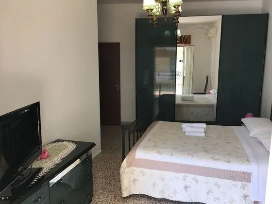 Üç Kişilik Oda, Banyolu/Duşlu, Şehir Manzaralı