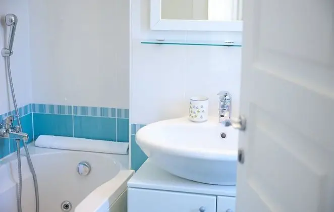 Design Süit, 1 Yatak Odası, Sıcak Su Havuzu, Havuz Manzaralı