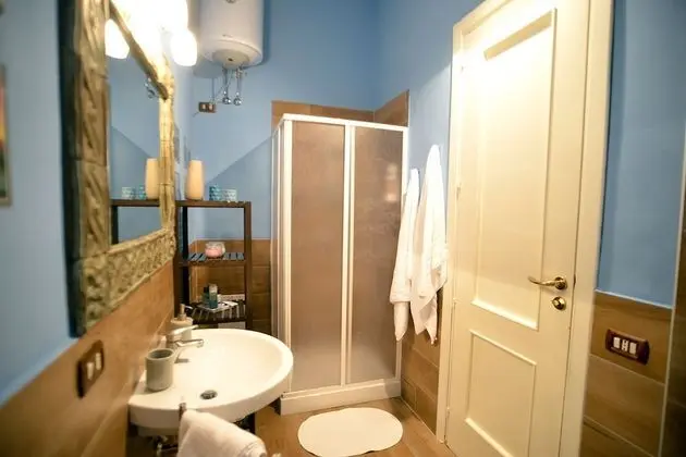 Superior Tek Büyük Yataklı Oda, Balkon, Şehir Manzaralı