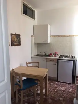 Tek Büyük Yataklı Oda, Küçük Mutfak (Tunnarotu)