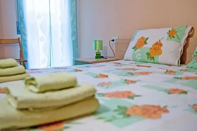 Comfort Tek Büyük veya İki Ayrı Yataklı Oda