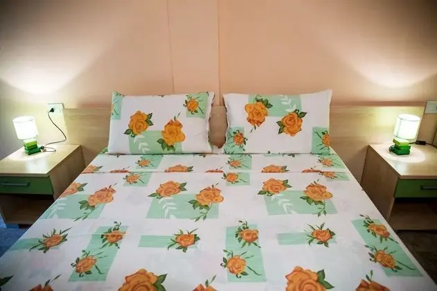 Comfort Tek Büyük veya İki Ayrı Yataklı Oda