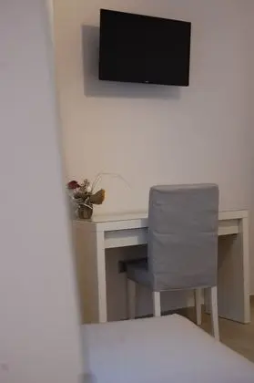 Classic Tek Büyük Yataklı Oda
