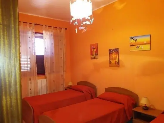 Tek Büyük veya İki Ayrı Yataklı Oda