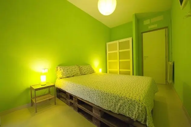 Tek Büyük Yataklı Oda, Ortak Banyo